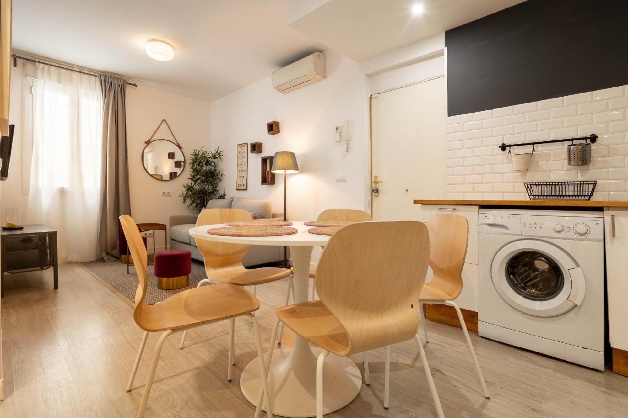 Lindo En Madrid Apartment Luaran gambar
